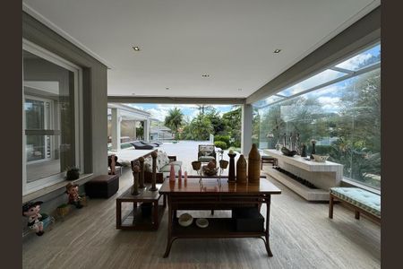 Casa de condomínio à venda com 846m², 6 quartos e 9 vagas