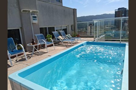 Apartamento para alugar com 235m², 3 quartos e 3 vagas