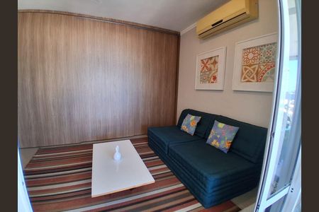 Apartamento para alugar com 3 quartos, 235m² em Jardim Praiano, Guarujá