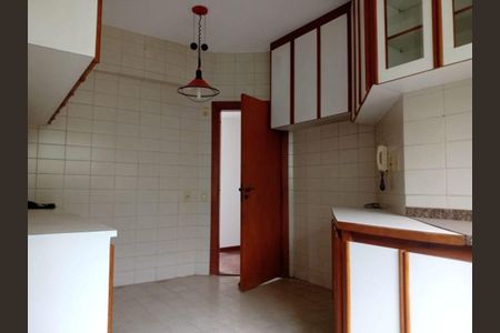 Apartamento à venda com 210m², 4 quartos e 3 vagas