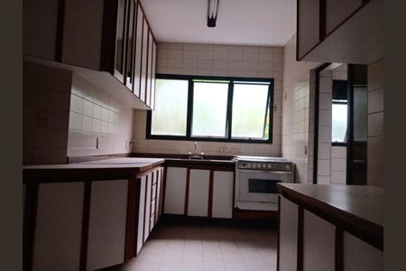 Apartamento à venda com 210m², 4 quartos e 3 vagas
