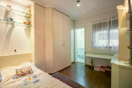 Apartamento à venda com 223m², 4 quartos e 3 vagas