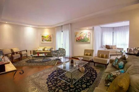 Apartamento à venda com 223m², 4 quartos e 3 vagas