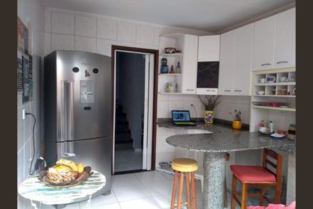 Casa à venda com 2 quartos, 90m² em Vila Nelson, São Paulo