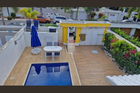 Casa de condomínio à venda com 450m², 4 quartos e 2 vagas Casa de condomínio à venda com 450m², 4 quartos e 2 vagasÁrea externa
