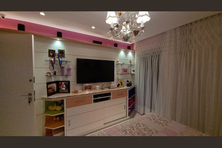 Casa de condomínio à venda com 450m², 4 quartos e 2 vagas Casa de condomínio à venda com 450m², 4 quartos e 2 vagasQuarto
