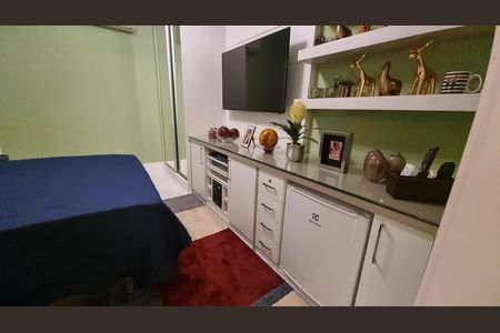 Casa de condomínio à venda com 450m², 4 quartos e 2 vagas Casa de condomínio à venda com 450m², 4 quartos e 2 vagasQuarto