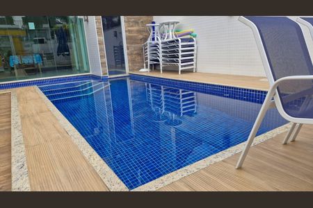 Casa de condomínio à venda com 450m², 4 quartos e 2 vagas Casa de condomínio à venda com 450m², 4 quartos e 2 vagasÁrea externa