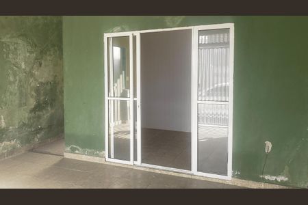 Casa para alugar com 150m², 2 quartos e 1 vaga