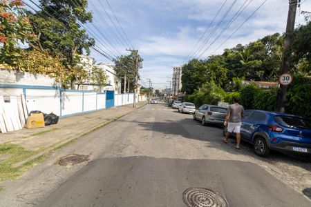 Casa para alugar com 250m², 4 quartos e 2 vagas Casa para alugar com 250m², 4 quartos e 2 vagasVista da Rua
