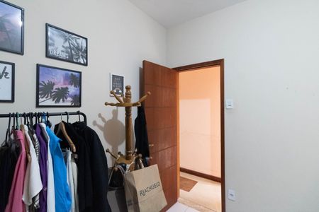 Casa para alugar com 250m², 4 quartos e 2 vagas Casa para alugar com 250m², 4 quartos e 2 vagasQuarto 2