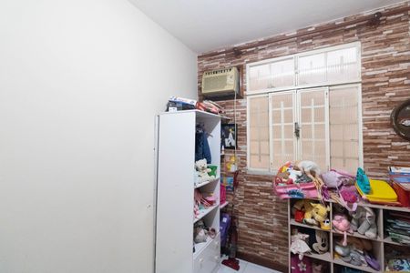 Casa para alugar com 250m², 4 quartos e 2 vagas Casa para alugar com 250m², 4 quartos e 2 vagasQuarto 2