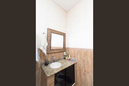 Casa para alugar com 250m², 4 quartos e 2 vagas Casa para alugar com 250m², 4 quartos e 2 vagasBanheiro 1