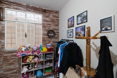 Casa para alugar com 250m², 4 quartos e 2 vagas Casa para alugar com 250m², 4 quartos e 2 vagasQuarto 2