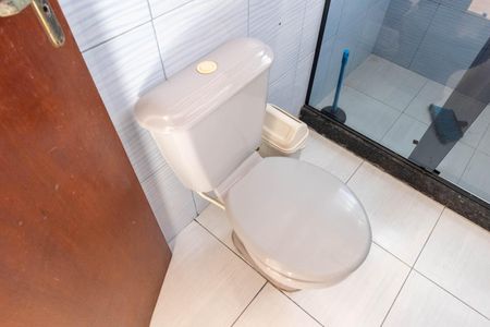 Casa para alugar com 250m², 4 quartos e 2 vagas Casa para alugar com 250m², 4 quartos e 2 vagasBanheiro de serviço