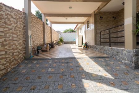 Casa para alugar com 250m², 4 quartos e 2 vagas Casa para alugar com 250m², 4 quartos e 2 vagasÁrea externa