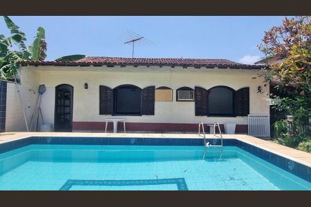 Casa à venda com 150m², 3 quartos e 4 vagas