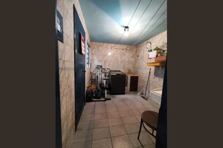 Casa à venda com 90m², 2 quartos e 3 vagas