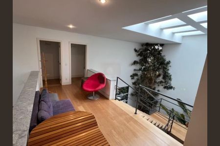 Casa à venda com 4 quartos, 500m² em Jardim Petropolis, São Paulo