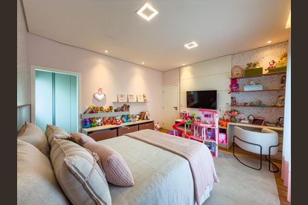 Casa de condomínio à venda com 590m², 3 quartos e 5 vagas