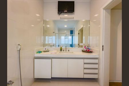 Casa de Condomínio à venda com 3 quartos, 590m² em Residencial Dez (Alphaville), Santana de Parnaíba