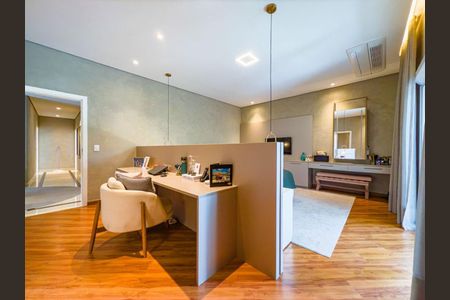 Casa de condomínio à venda com 590m², 3 quartos e 5 vagas
