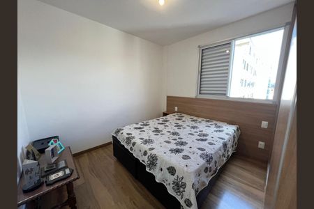 Foto 04 de apartamento à venda com 3 quartos, 79m² em Concórdia, Belo Horizonte
