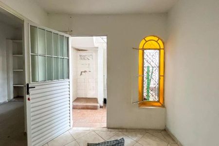 Casa à venda com 4 quartos, 120m² em Vila Guedes, São Paulo