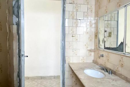 Casa à venda com 4 quartos, 120m² em Vila Guedes, São Paulo