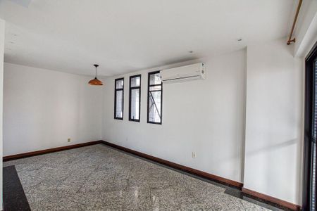 Apartamento à venda com 160m², 4 quartos e 2 vagas