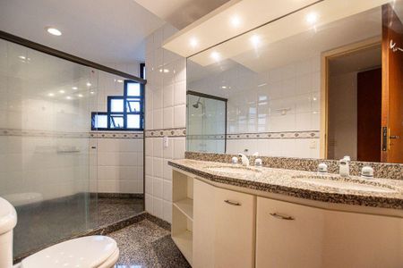 Apartamento à venda com 160m², 4 quartos e 2 vagas