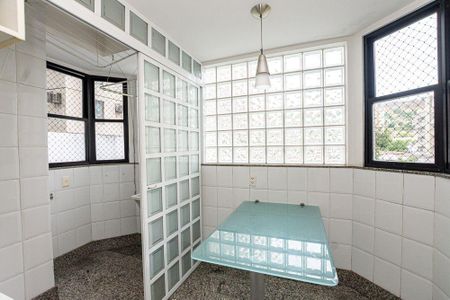 Apartamento à venda com 160m², 4 quartos e 2 vagas