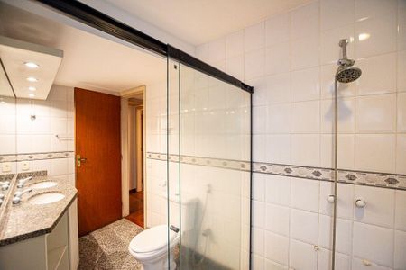 Apartamento à venda com 160m², 4 quartos e 2 vagas