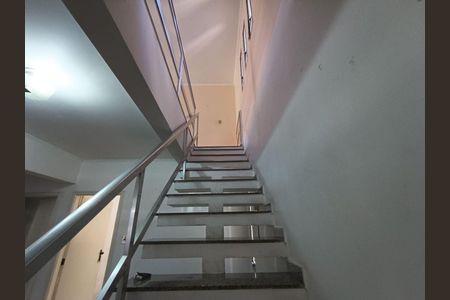 Casa à venda com 220m², 4 quartos e 5 vagas