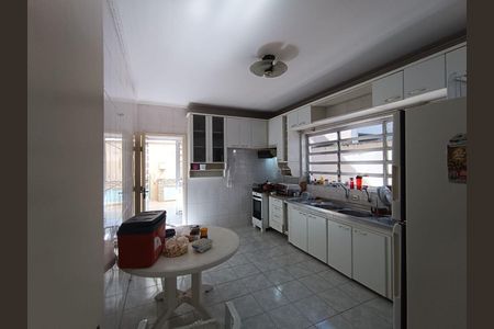 Casa à venda com 4 quartos, 220m² em Jardim Cidade Pirituba, São Paulo