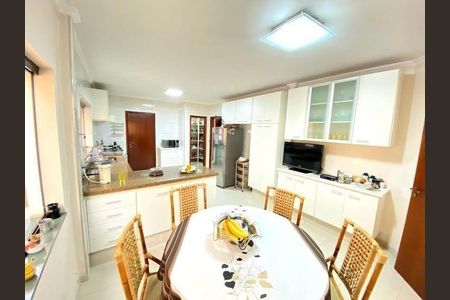 Casa de Condomínio à venda com 4 quartos, 360m² em Residencial Cinco (Alphaville), Santana de Parnaíba