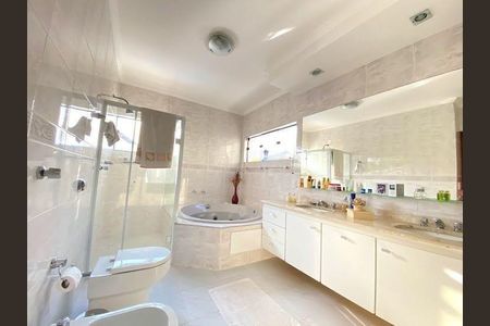 Casa de Condomínio à venda com 4 quartos, 360m² em Residencial Cinco (Alphaville), Santana de Parnaíba