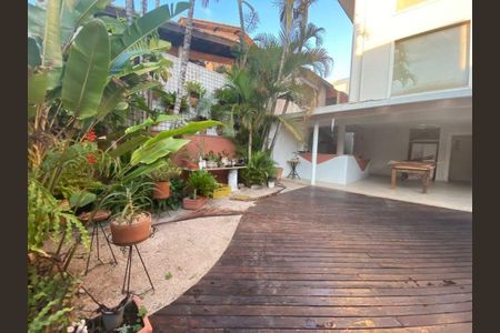 Casa de Condomínio à venda com 5 quartos, 320m² em Alphaville, Santana de Parnaíba