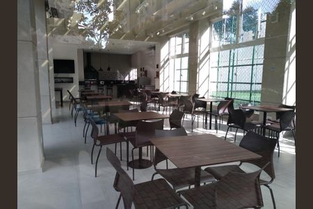 Apartamento à venda com 178m², 3 quartos e 3 vagas Apartamento à venda com 178m², 3 quartos e 3 vagasSALÂO DE FESTAS