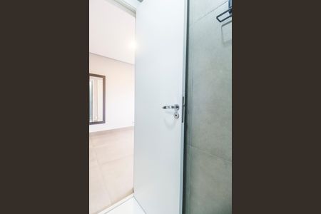 Apartamento para alugar com 55m², 1 quarto e 2 vagas Apartamento para alugar com 55m², 1 quarto e 2 vagasBanheiro da Suíte