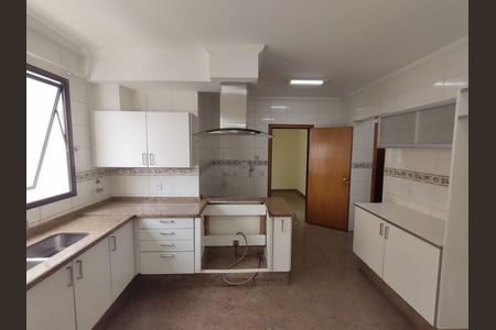 Apartamento à venda com 260m², 4 quartos e 5 vagas