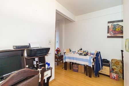 Apartamento para alugar com 79m², 3 quartos e sem vaga Apartamento para alugar com 79m², 3 quartos e sem vagaSala