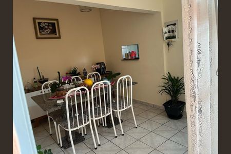 Casa à venda com 5 quartos, 193m² em São Domingos, São Paulo