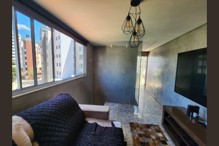 Apartamento à venda com 3 quartos, 156m² em Carmo, Belo Horizonte