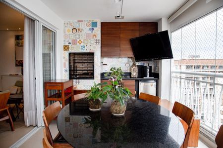 Apartamento à venda com 3 quartos, 135m² em Perdizes, São Paulo