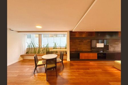 Apartamento à venda com 177m², 3 quartos e 1 vaga