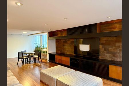 Apartamento à venda com 3 quartos, 177m² em Cerqueira César, São Paulo