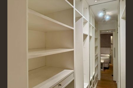 Apartamento à venda com 177m², 3 quartos e 1 vaga