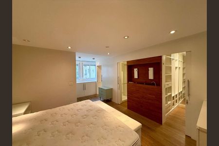 Apartamento à venda com 3 quartos, 177m² em Cerqueira César, São Paulo