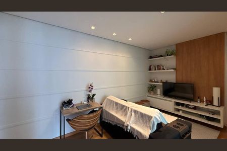 Apartamento à venda com 2 quartos, 66m² em Moema, São Paulo